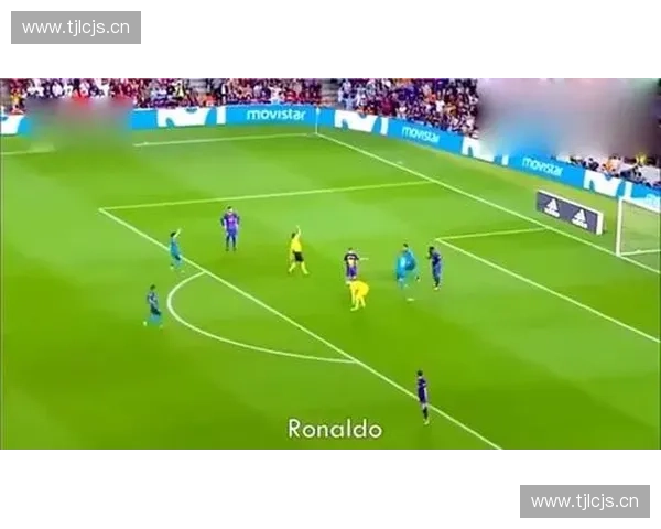 足球比赛黄牌累计规则解读及其对赛场纪律管理的全方位分析探 足球比赛黄牌累计规则解读及其对赛场纪律管理的全方位分析探